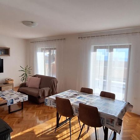 Apartments Valiza III Large Apartment - 3 Bedrooms And Parking Space I Apartments Valiza IV Senj  Zewnętrze zdjęcie